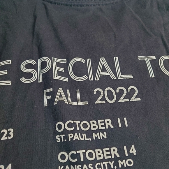 Lizzo Tour Shirt Medium - Picture 4 of 10